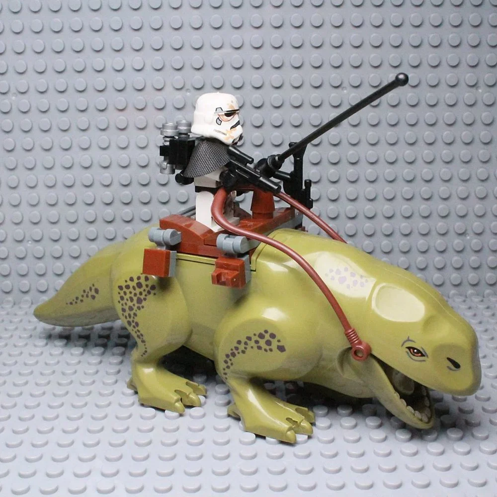 Star Wars Dewback Sand Stormtrooper Minifigure Set